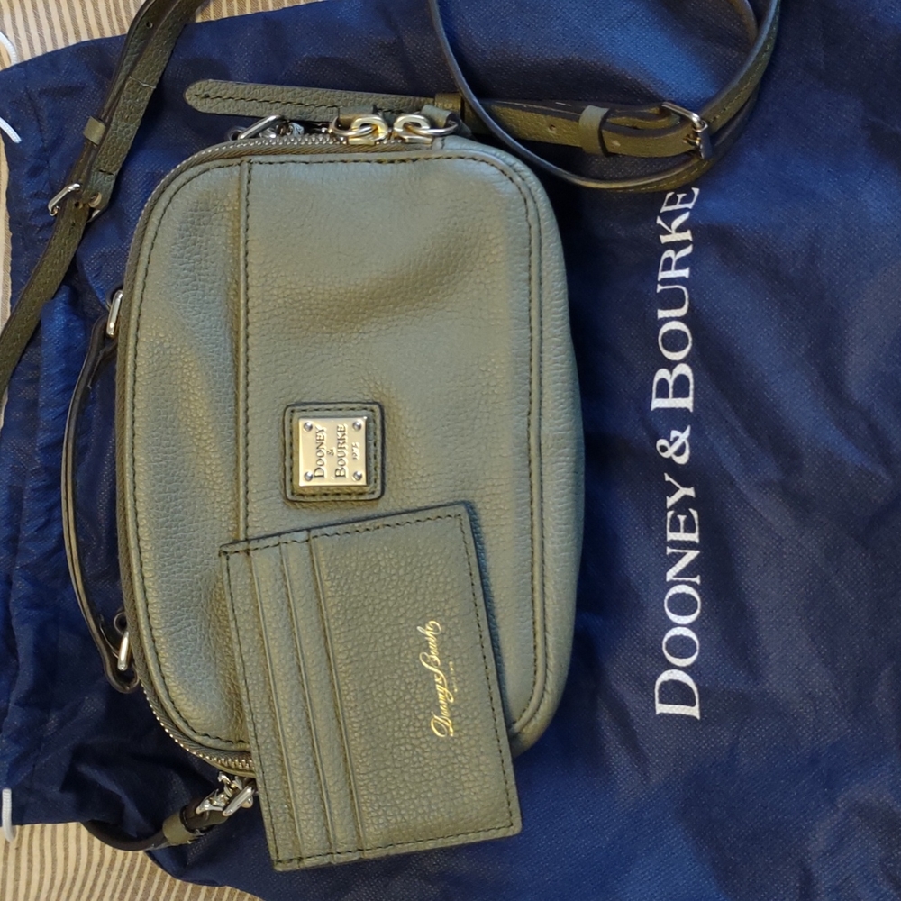 Dooney & Bourke Ambler crossbody bag